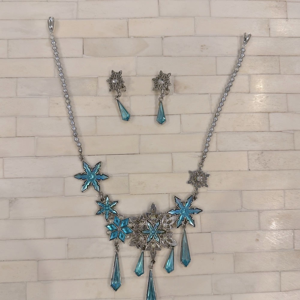 Frozen Elsa Snowflake Necklace, Earrings, Hair barrettes & Notepad w/pen